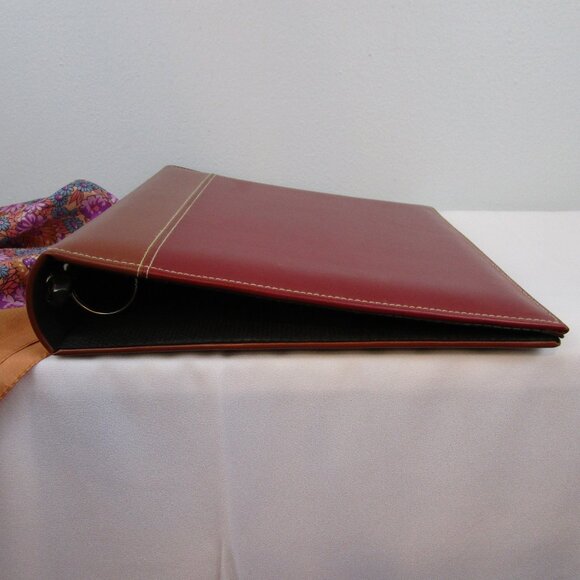 Bindertek Premium Leather 3-Ring Binder/Photo Album - 7th of 8 - Picture 7 of 7